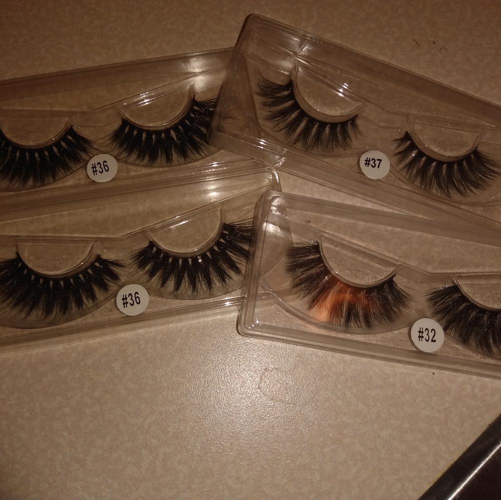 Eye Lashes - Picture 3 of 7